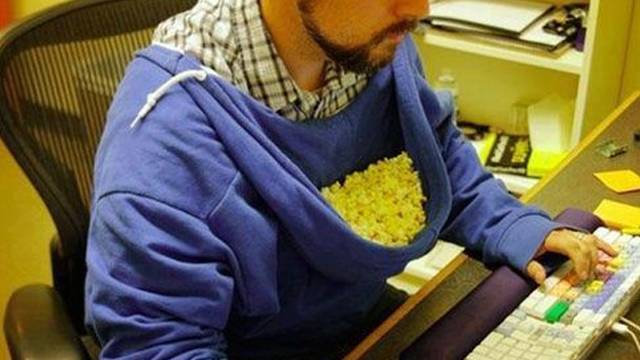 these-crazy-pictures-show-that-indians-are-pro-at-jugaad-just-anywhere-anytime